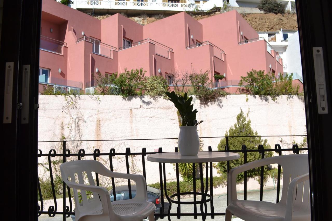 Argyro Studios And Apartments Agia Galini Exteriör bild